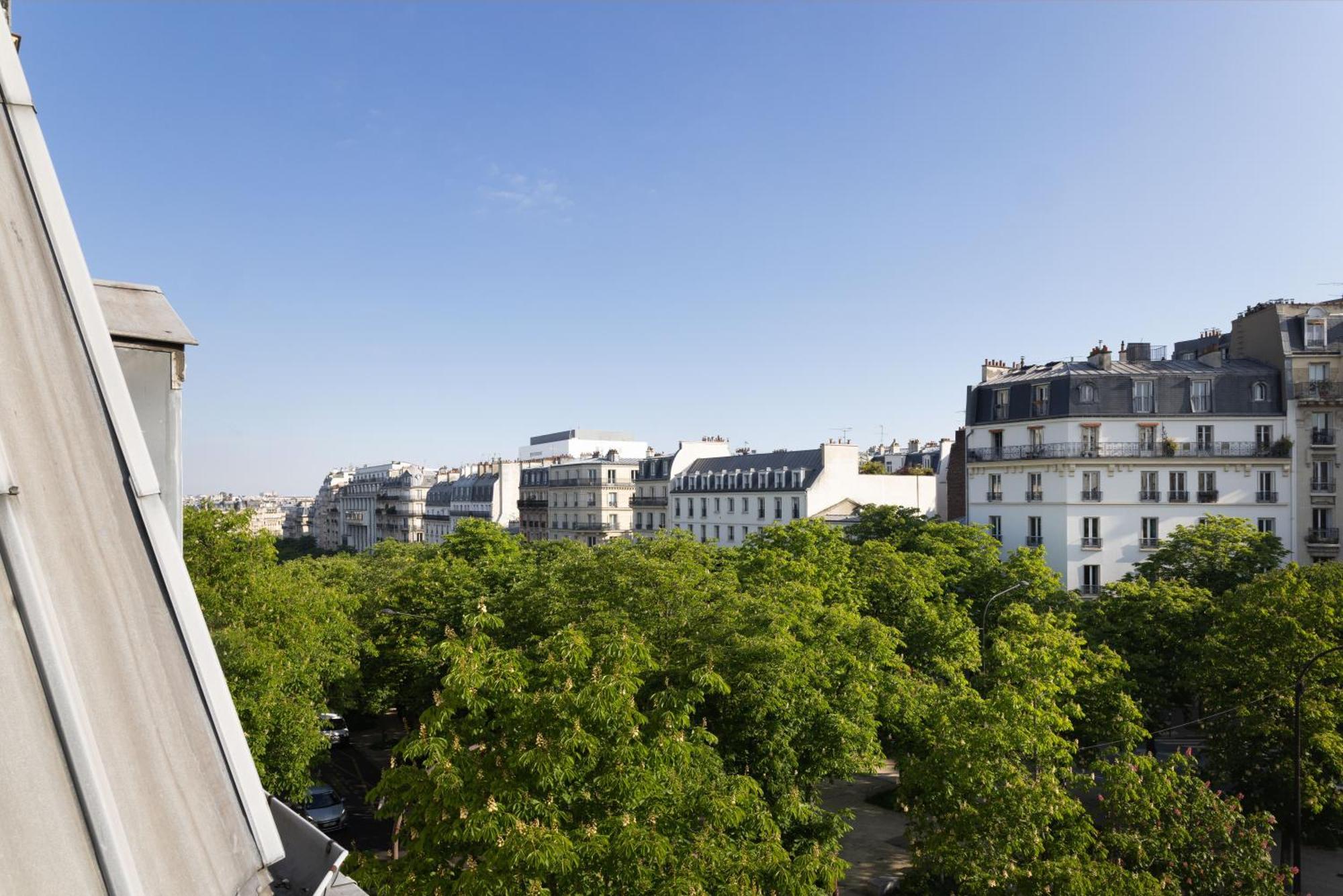 Korner Montparnasse Parijs